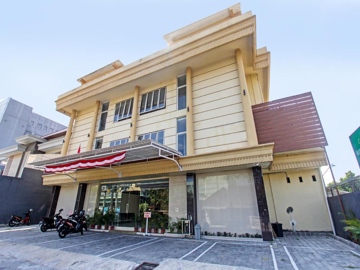 Oyo 91617 Hotel Mutiara لومبوك المظهر الخارجي الصورة