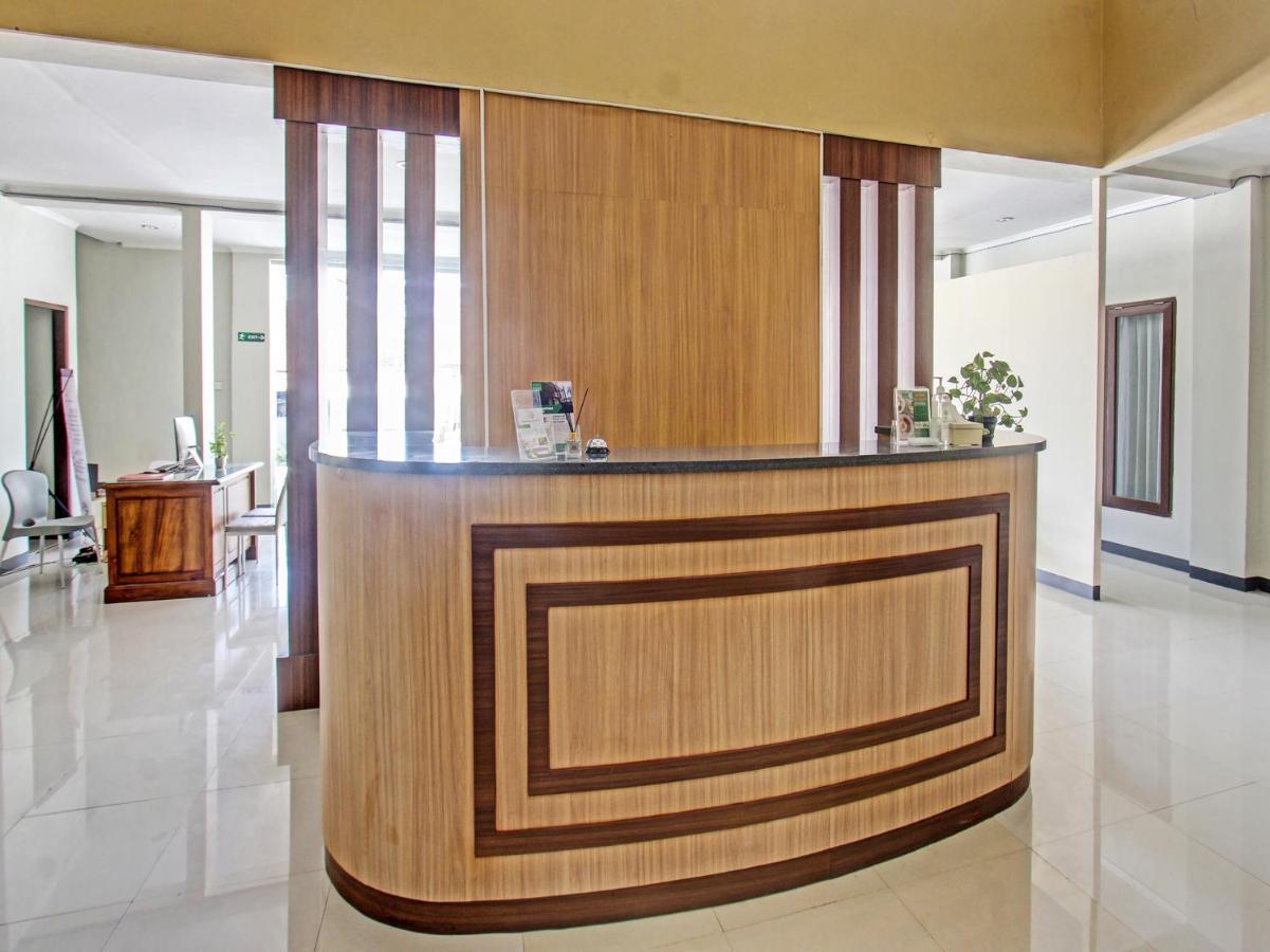 Oyo 91617 Hotel Mutiara لومبوك المظهر الخارجي الصورة